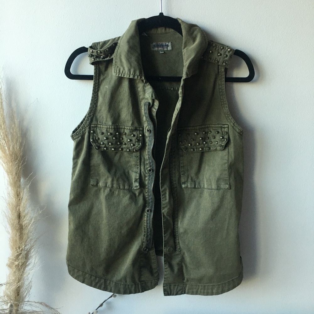 Guess vest